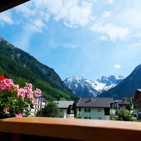 Hotel Garni Tannleger B&B-3